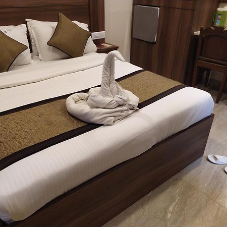 Hotel White Boutique Пудучеррі Екстер'єр фото