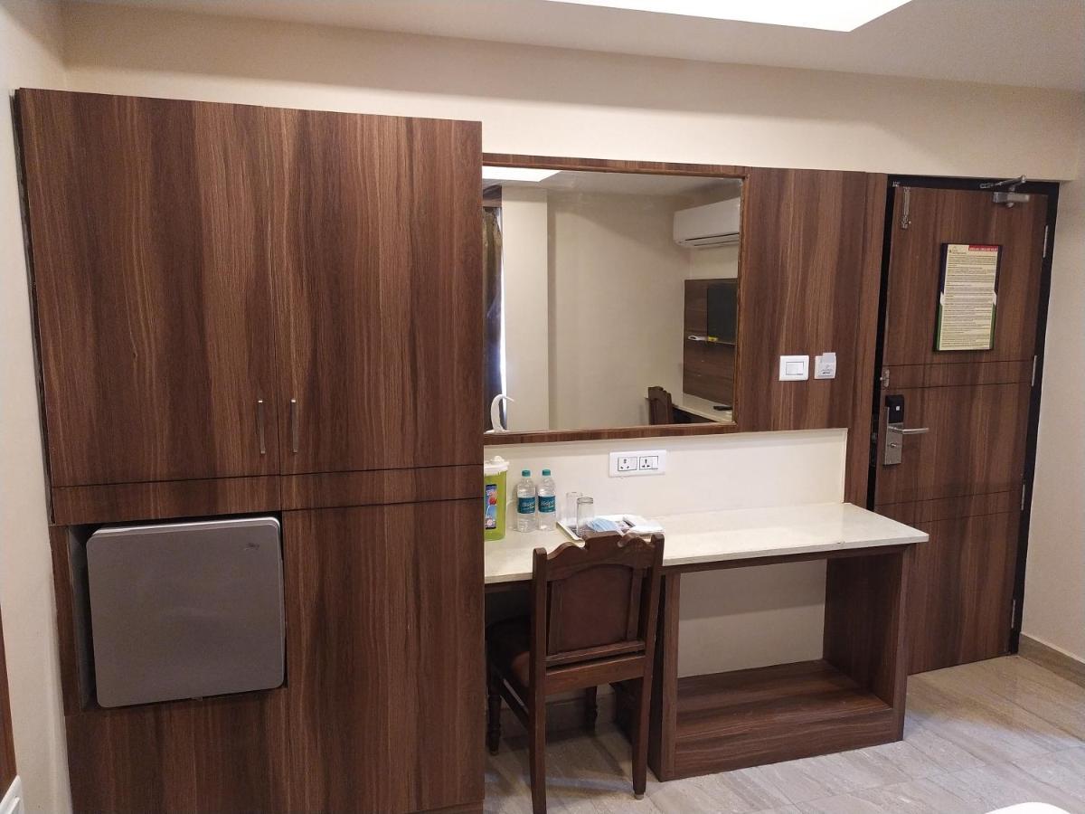 Hotel White Boutique Пудучеррі Екстер'єр фото