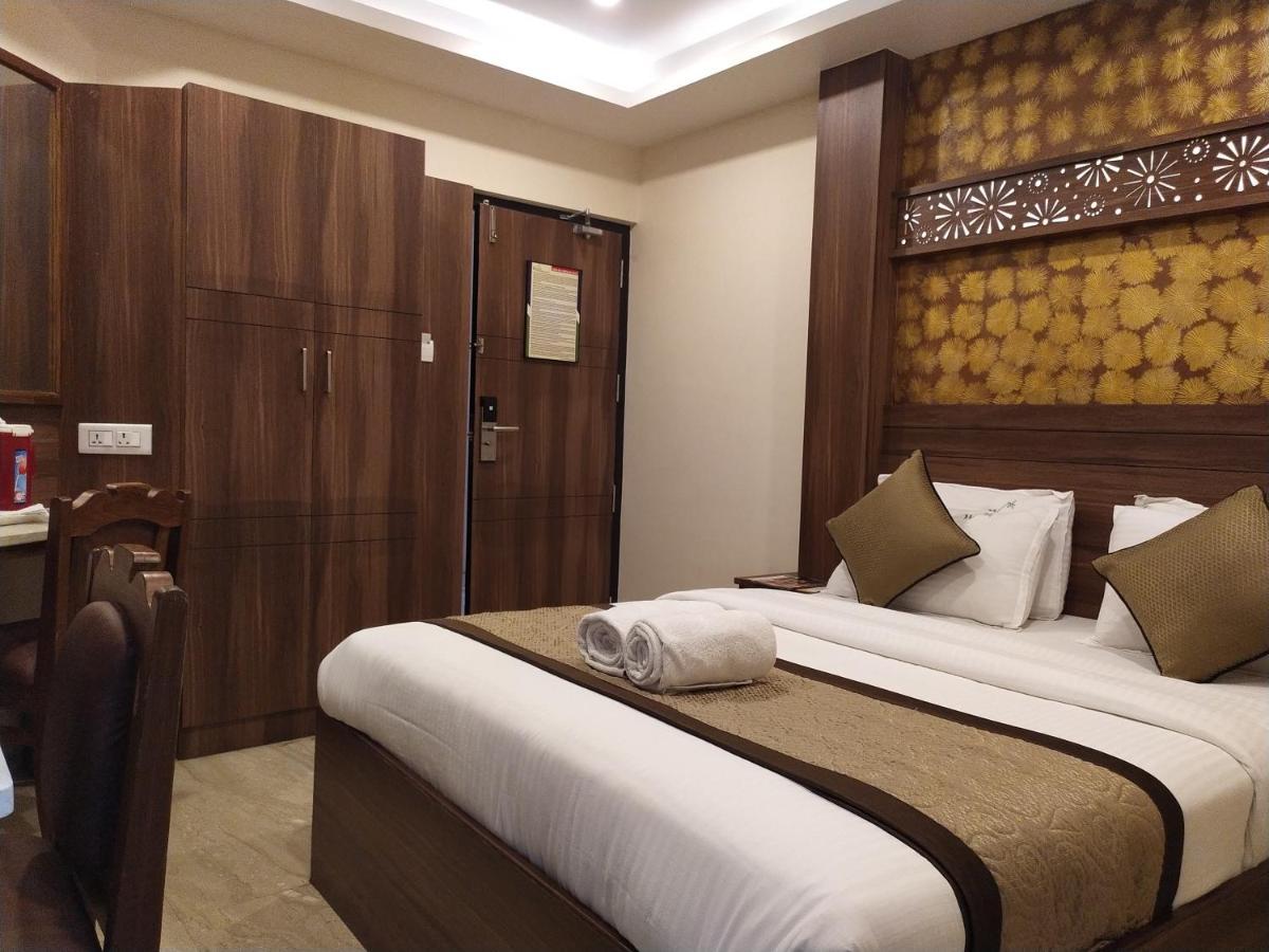 Hotel White Boutique Пудучеррі Екстер'єр фото