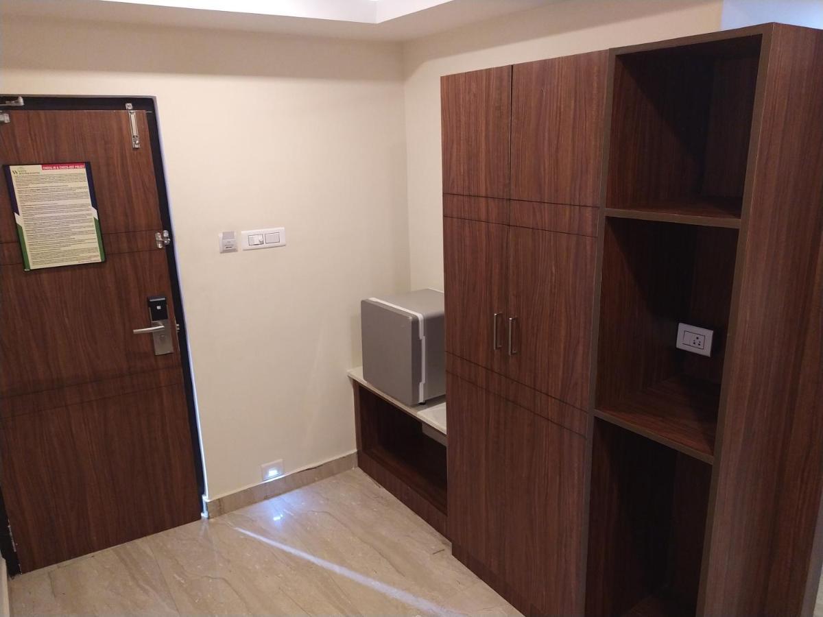 Hotel White Boutique Пудучеррі Екстер'єр фото